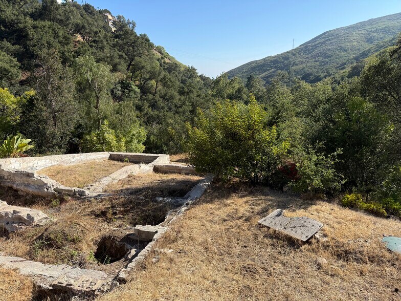 More Photos Of 4119 Maguire Dr, Malibu Land For Sale