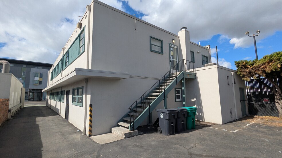 More Photos Of 16378 E 14th St, San Leandro Office For Sale