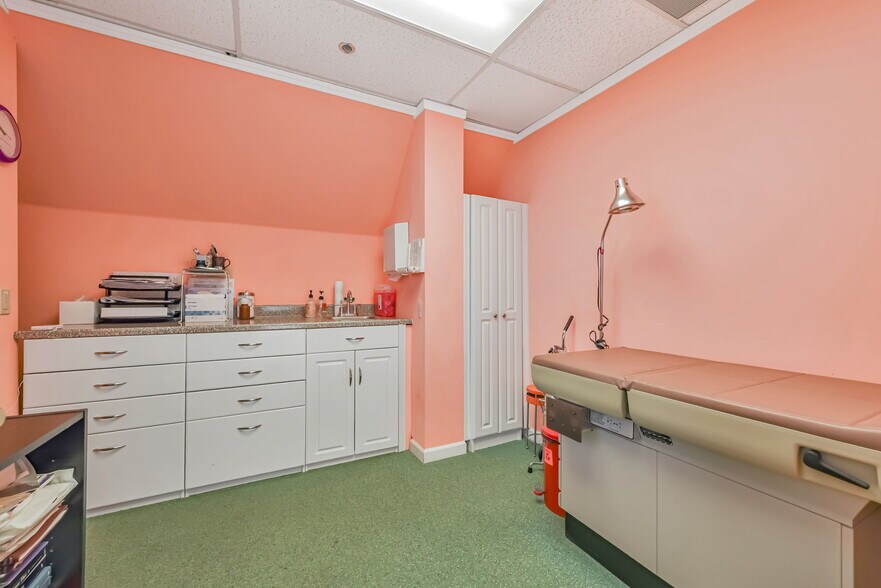 More Photos Of 2039 Forest Ave, San Jose Medical For Sale