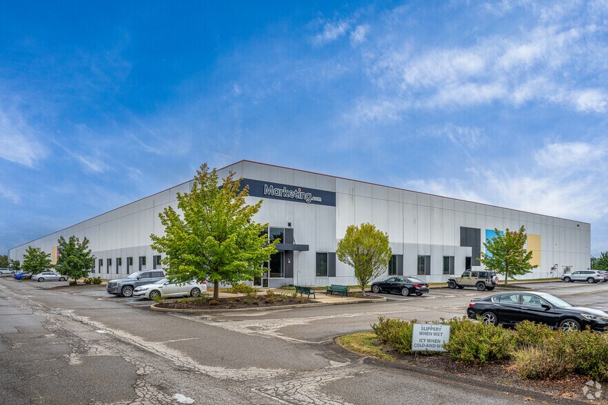 Primary Photo Of 2251 Sweeney Dr, Clinton Warehouse For Lease