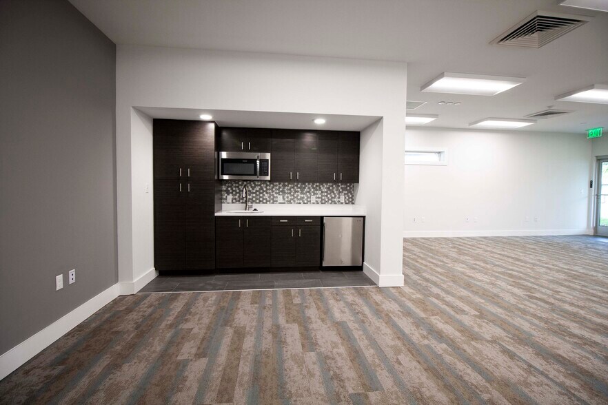 More Photos Of 225 SW 7th Ter, Gainesville Unknown For Lease