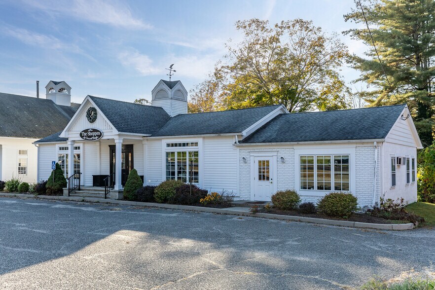 More Photos Of 22 Kent Road, Cornwall Bridge Loft Creative Space For Sale