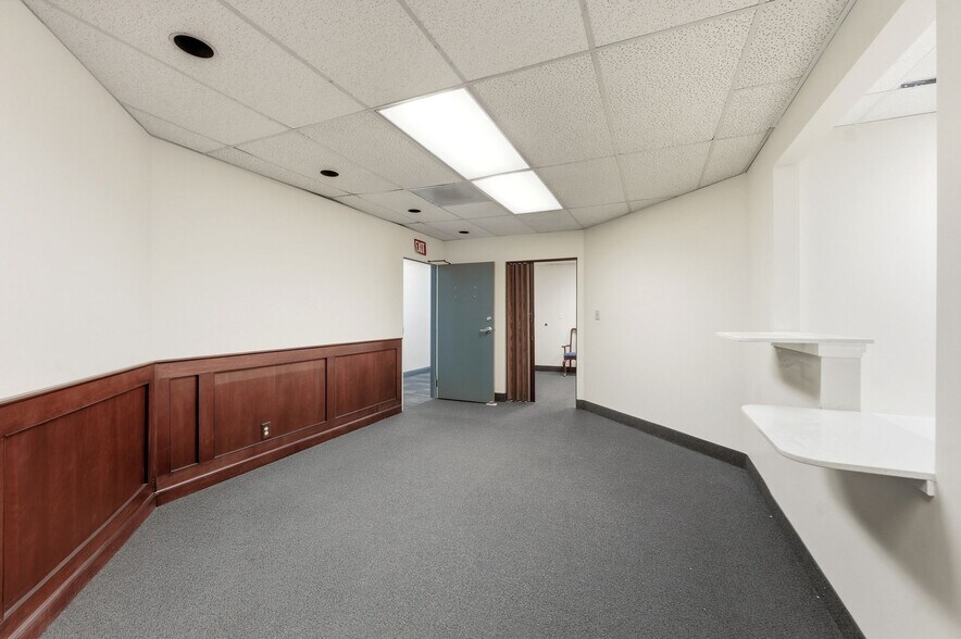 More Photos Of 201 E 5900 S, Murray Medical For Lease