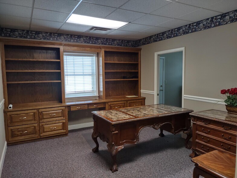 More Photos Of 311 Margie Dr, Warner Robins Office For Lease
