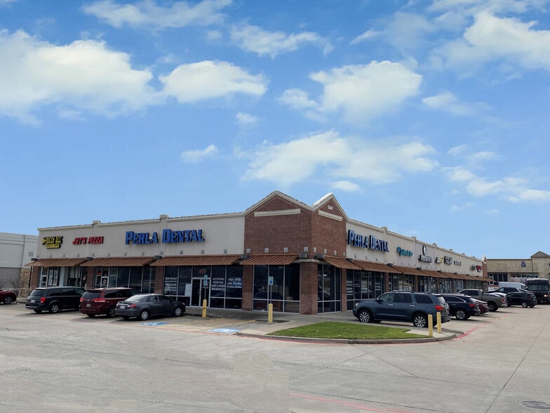 Primary Photo Of 2248 Central Dr, Bedford Freestanding For Lease
