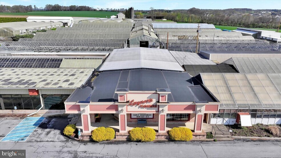 More Photos Of 501 W Washington Ave, Myerstown General Retail For Sale