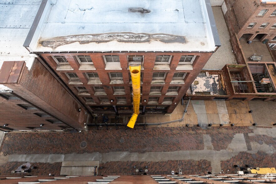 More Photos Of 704 N 2nd St, Saint Louis Apartments For Lease