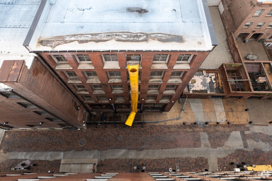 More Photos Of 704 N 2nd St, Saint Louis Apartments For Lease