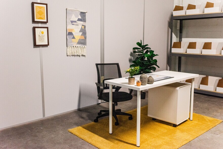 More Photos Of 4786-4790 1st Ave S, Seattle Warehouse For Lease