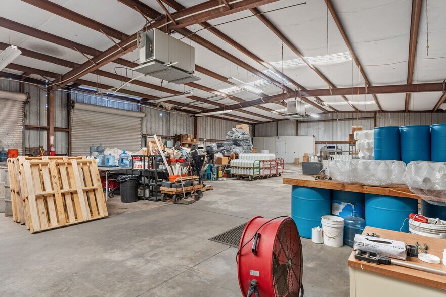 More Photos Of 6680 W Gulf To Lake Hwy, Crystal River Auto Repair For Sale
