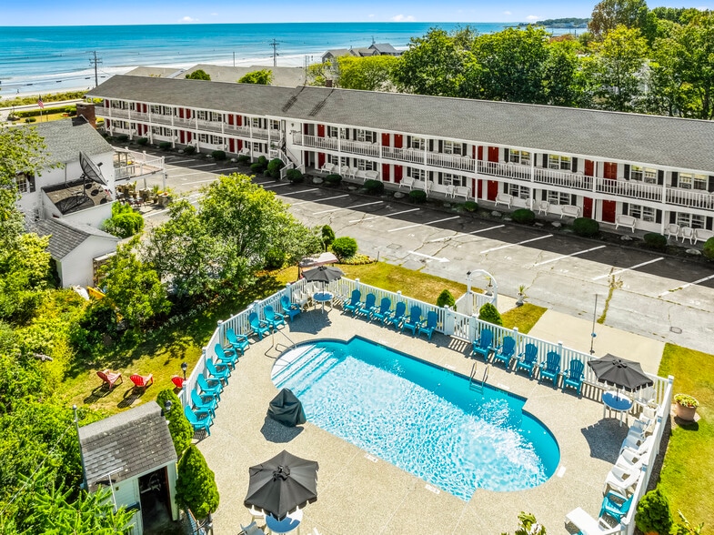 More Photos Of 271 Long Beach Ave, York Beach Hotel For Sale