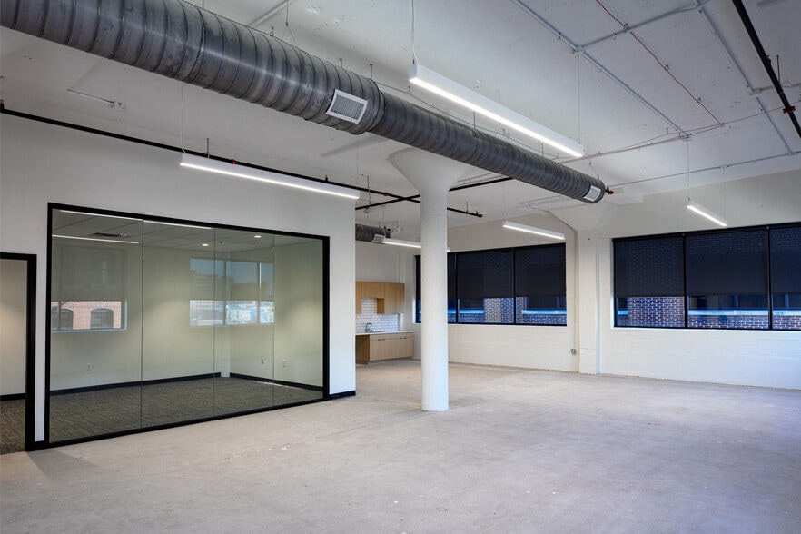 More Photos Of 240 N 5th St, Columbus Loft Creative Space For Lease
