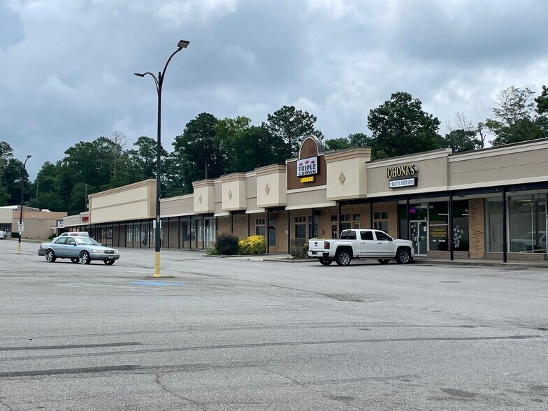 Primary Photo Of 1755-1767 Shurling Dr, Macon-Bibb Storefront Retail Office For Lease