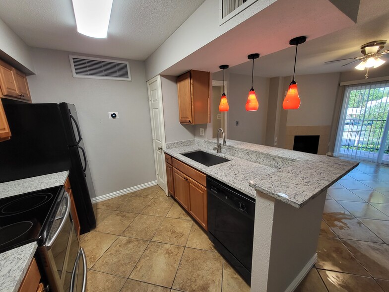 More Photos Of , Houston Multifamily For Sale