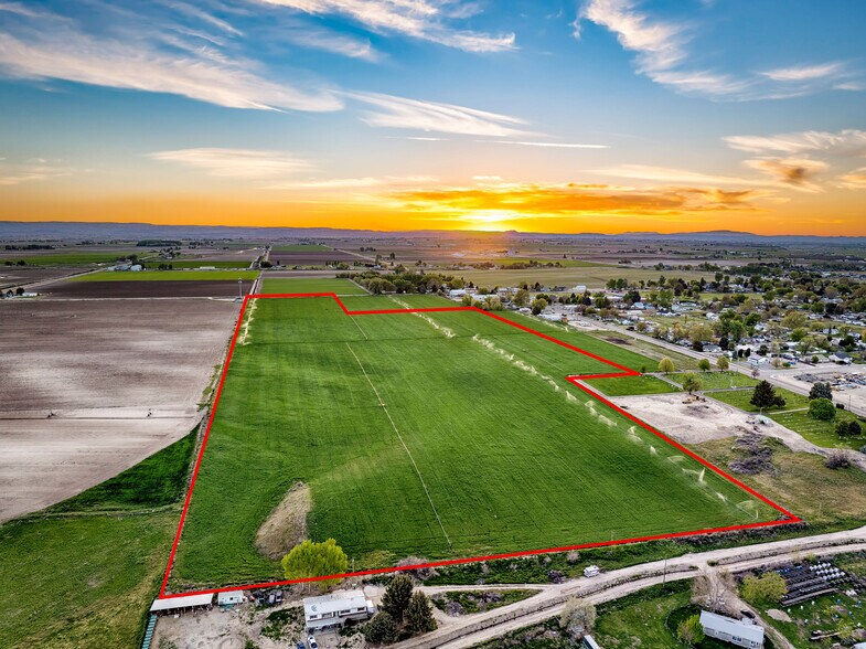 More Photos Of 000 Simplot Blvd, Greenleaf Land For Sale