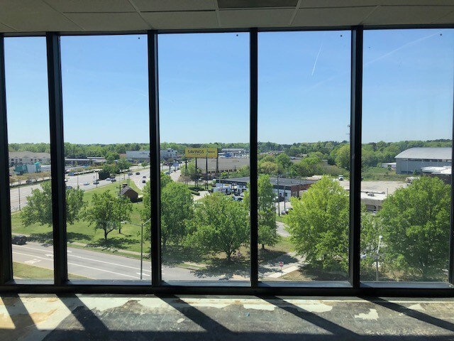 More Photos Of 1300 Diamond Springs Rd, Virginia Beach Office For Lease