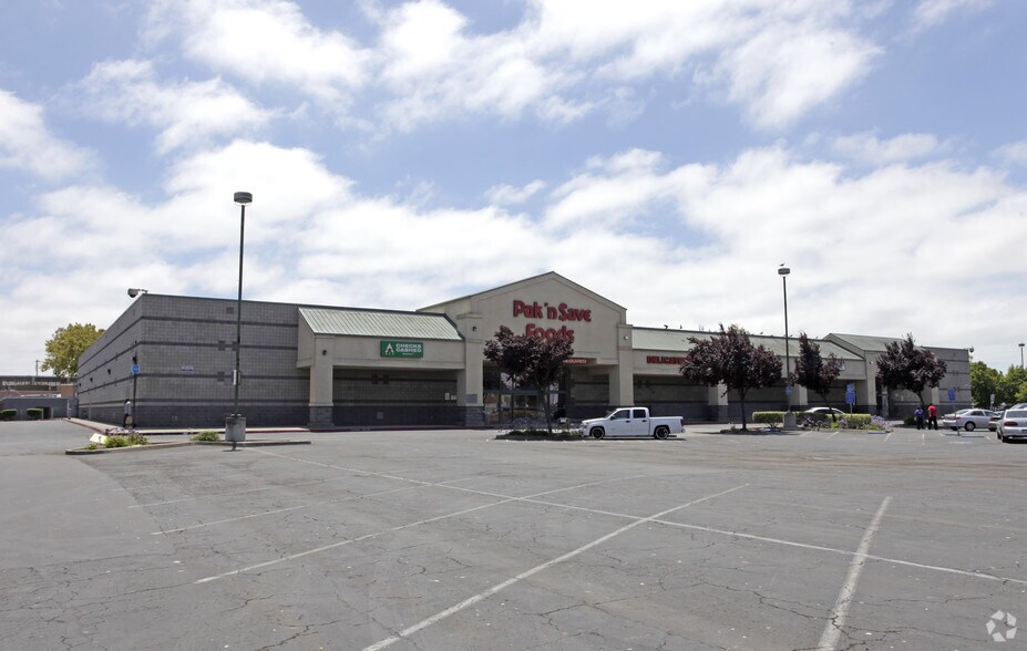 More Photos Of 610-640 Hegenberger Rd, Oakland Freestanding For Lease