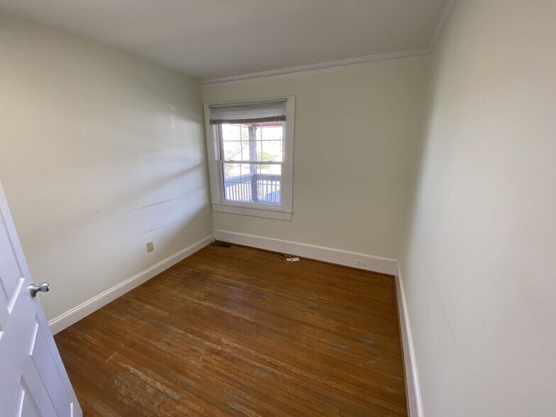 More Photos Of 785 Davidson Dr, Concord Medical For Sale