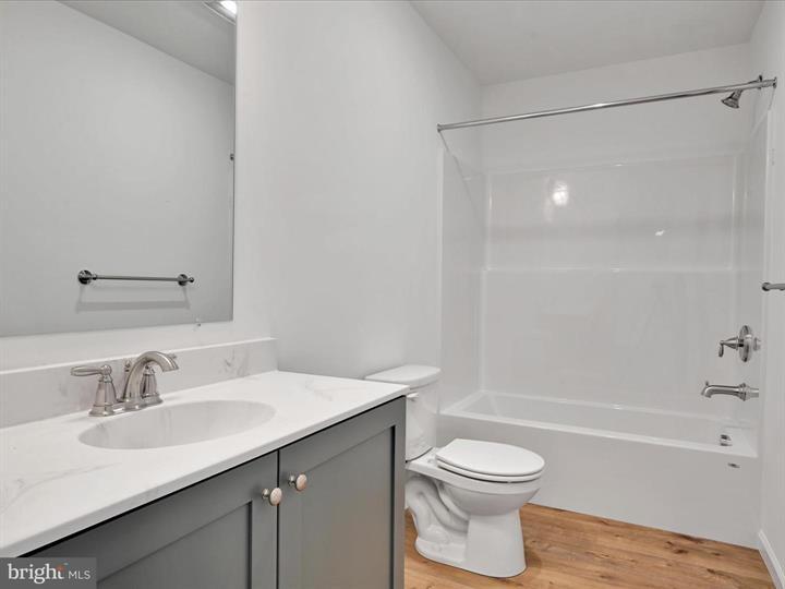 More Photos Of 336-338 Main St, Denver Storefront Retail Residential For Lease