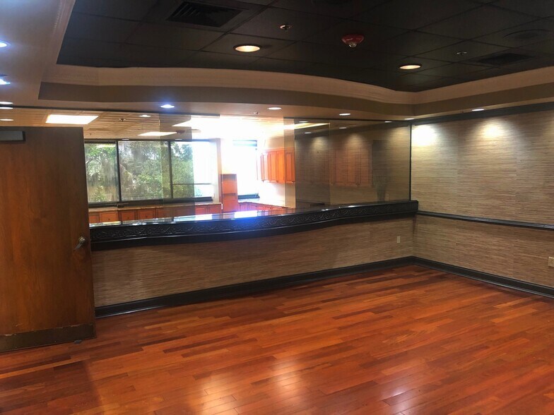 More Photos Of 661 E Altamonte Dr, Altamonte Springs Medical For Sale