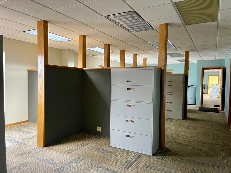 More Photos Of 4510-4520 Progress Dr, Columbus Warehouse For Lease