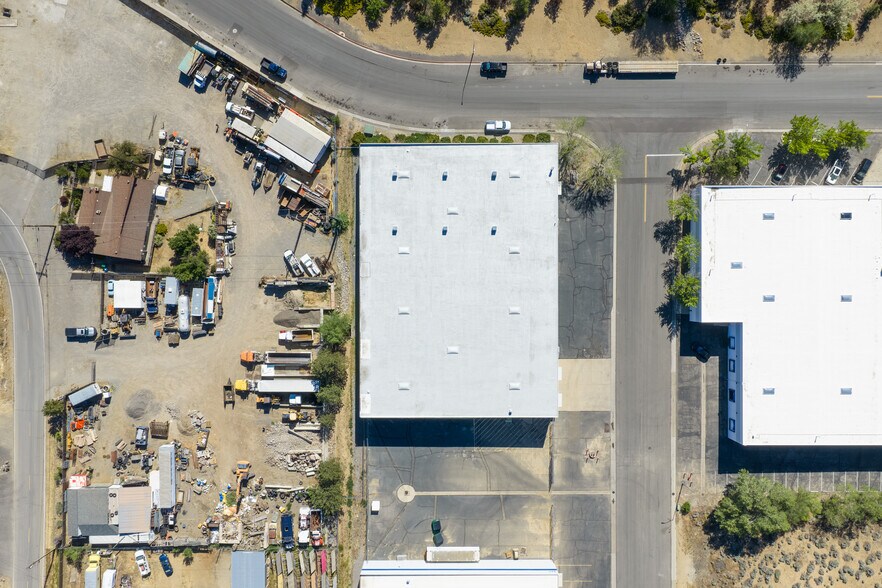More Photos Of 191 Catron Dr, Reno Warehouse For Lease