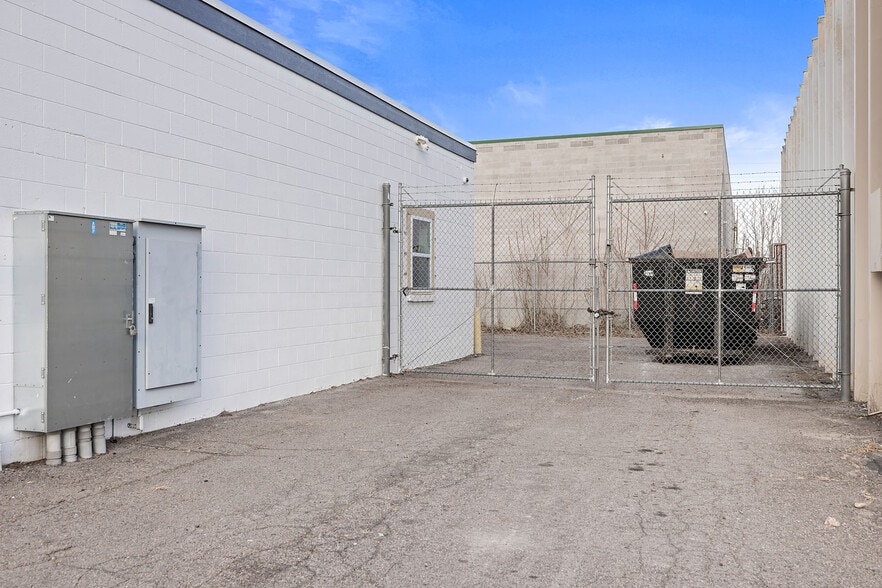 More Photos Of 4905 E 41st Ave, Denver Warehouse For Sale