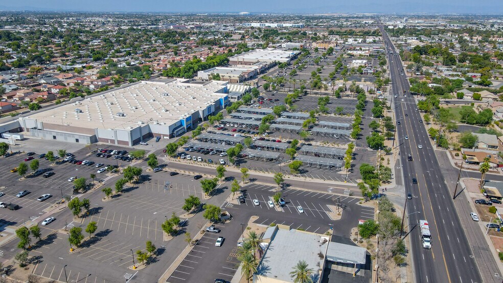 More Photos Of 5803 W Northern Ave, Glendale Freestanding For Lease