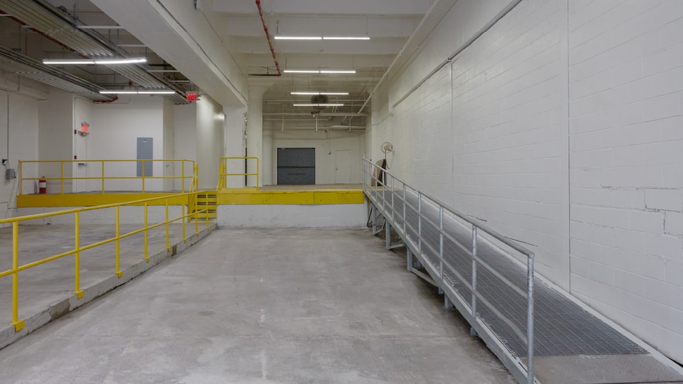 More Photos Of 31-00 47th Ave, Long Island City Industrial For Lease