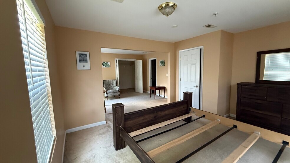 More Photos Of 5212 Astor Pl SE, Washington Assisted Living For Lease