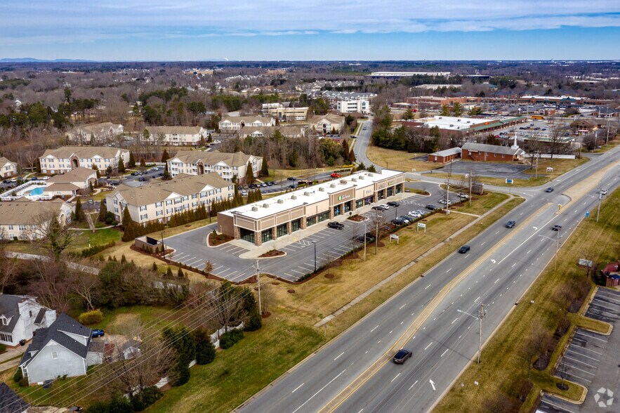 More Photos Of 2513 Eastchester Dr, High Point Storefront Retail Office For Lease