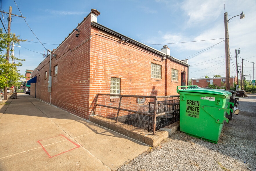 More Photos Of 6022 Virginia Ave, Saint Louis Freestanding For Sale