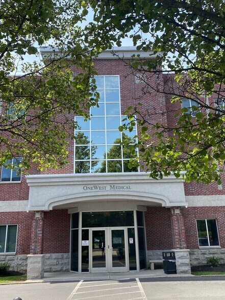 More Photos Of 1 West Ave, Saratoga Springs Medical For Lease
