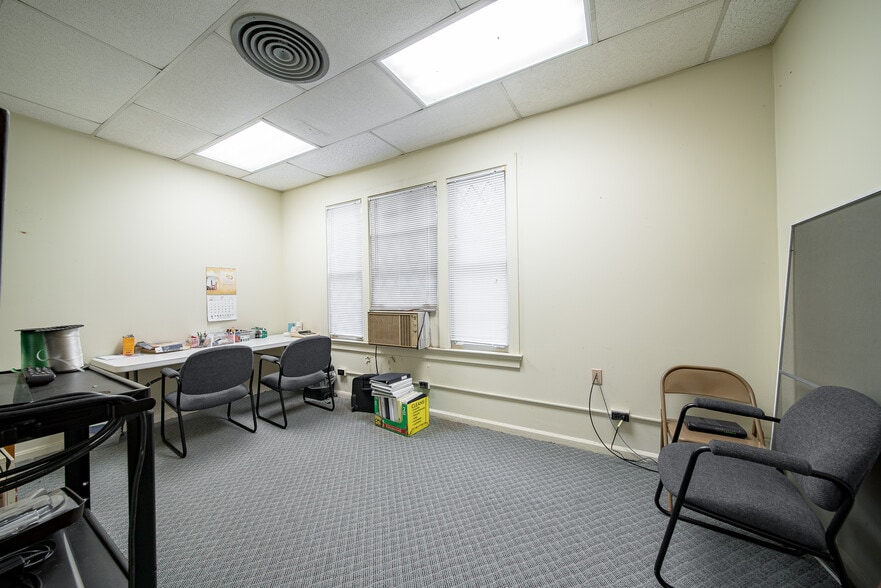 More Photos Of 4323 Primrose Rd, Columbus Religious Facility For Sale