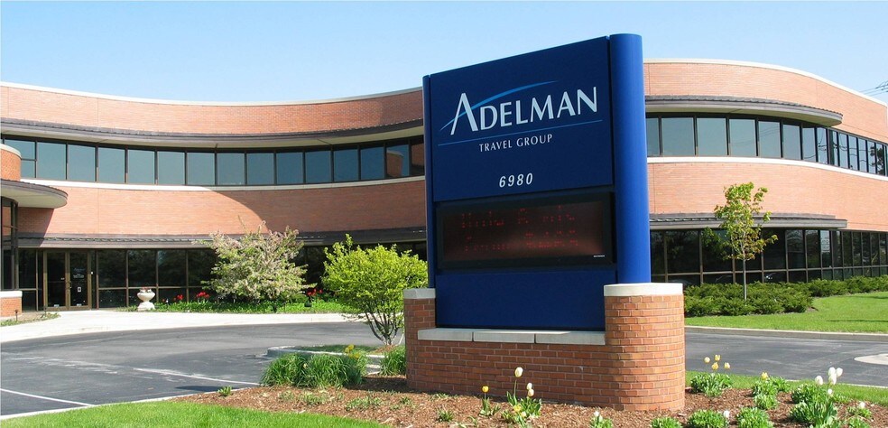 More Photos Of 6980 N Port Washington Rd, Glendale Office For Lease