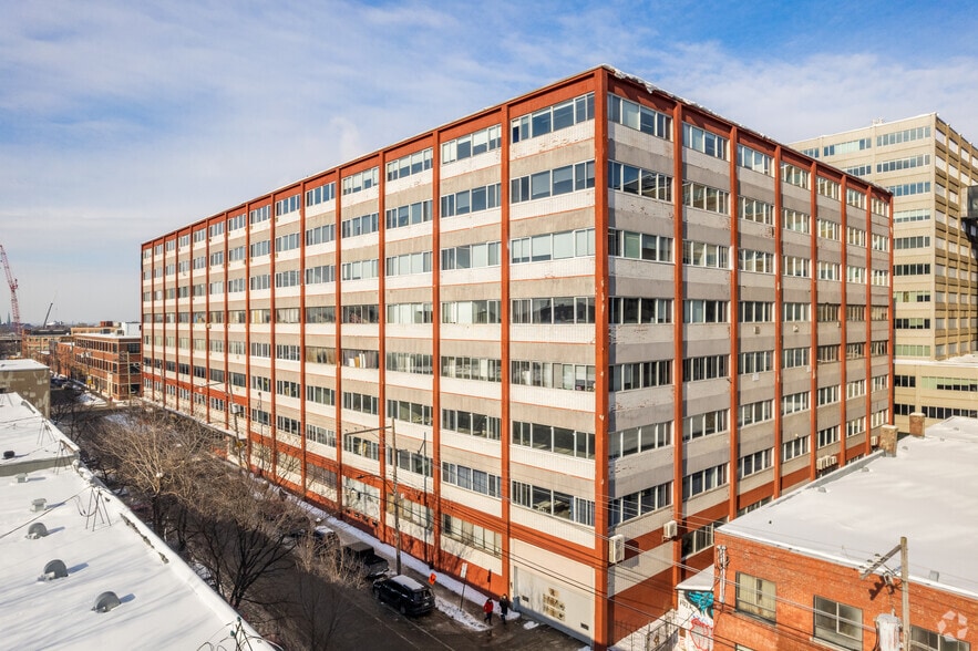 More Photos Of 5455 De Gaspé Av, Montréal Loft Creative Space For Lease