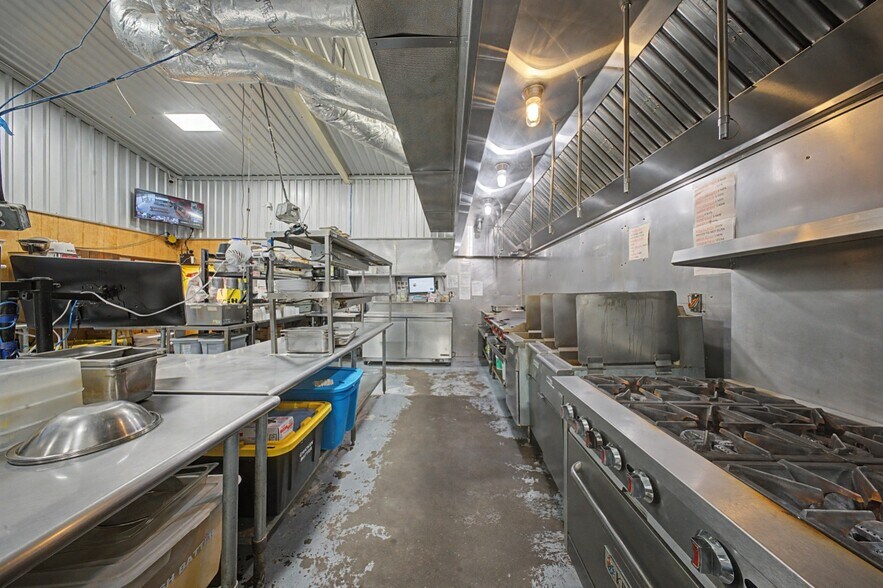 More Photos Of 1412 S Margaret Ave, Kirbyville Restaurant For Sale