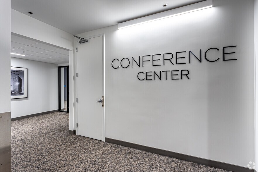 More Photos Of 2345 Grand Blvd, Kansas City Office For Sale