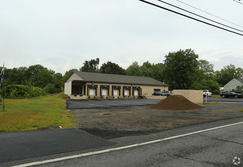 More Photos Of 3108 Carman Rd, Schenectady Distribution For Sale