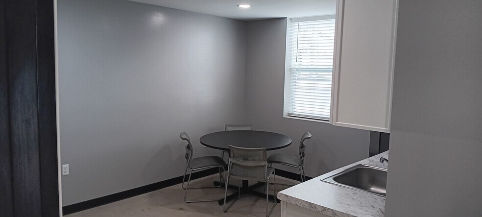 More Photos Of 1339 4th Ave, New Kensington Light Distribution For Sale