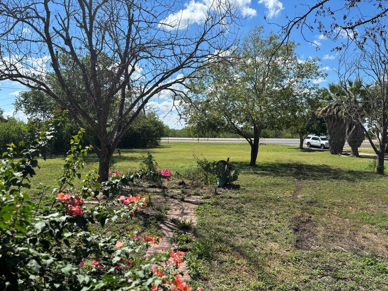More Photos Of 1841 US Highway 90 W, Castroville Land For Sale