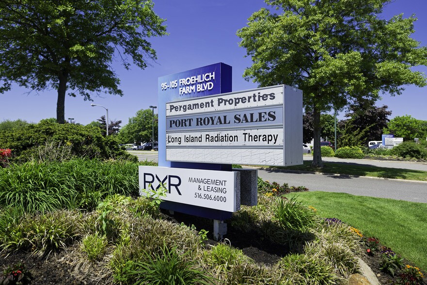 More Photos Of 135-175 Froehlich Farm Blvd, Woodbury Unknown For Lease