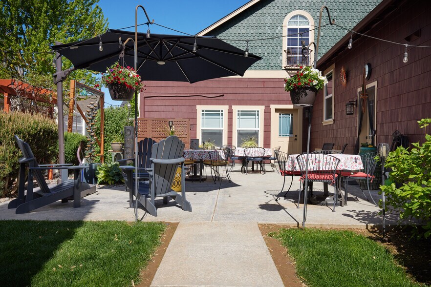More Photos Of 527 Catherine St, Walla Walla Hospitality For Sale