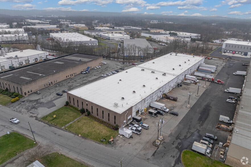 More Photos Of 23 Commerce Rd, Fairfield Warehouse For Lease