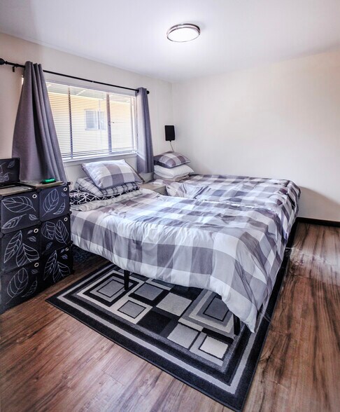 More Photos Of , Redwood City Multifamily For Sale
