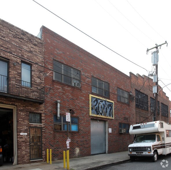 More Photos Of 2008-2010 S 13th St, Philadelphia Industrial For Sale
