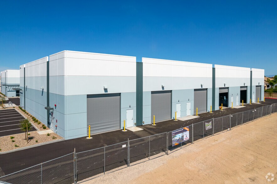 More Photos Of 22275 S Scotland Ct, Queen Creek Warehouse For Lease