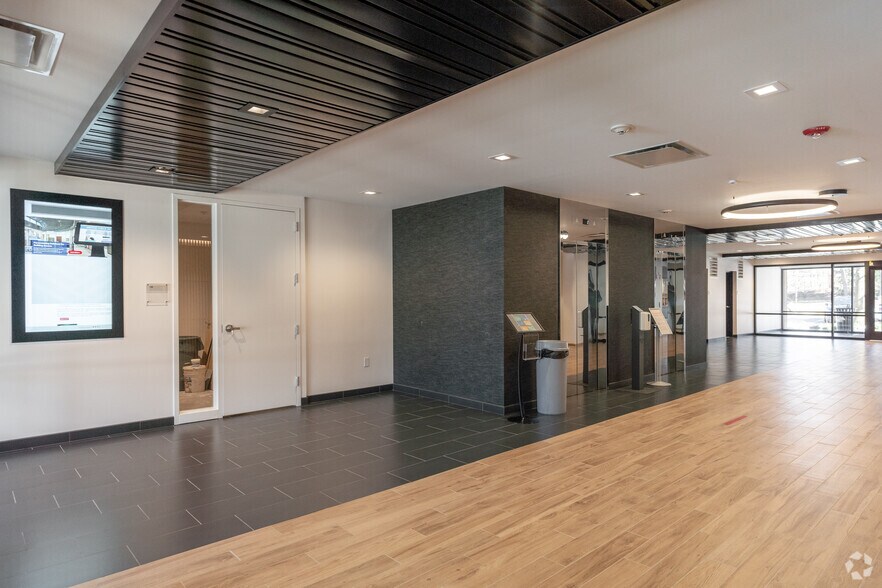 More Photos Of 1255 Drummers Ln, Wayne Unknown For Lease