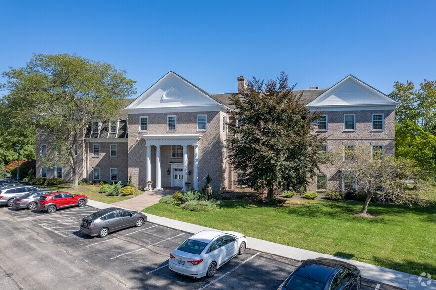 More Photos Of 29325 Chagrin Blvd, Pepper Pike Office Residential For Lease