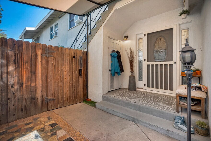 More Photos Of 14722 Magnolia Blvd, Sherman Oaks Apartments For Sale